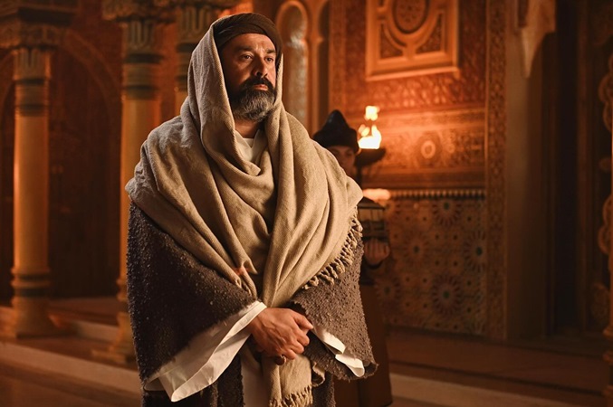 «الحشاشين» إلى السينما بنسخة مترجمة